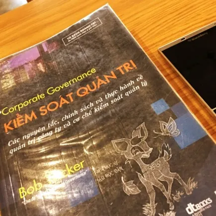 Để trở thành Luật sư tư vấn quản trị