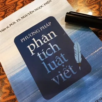 Review sách: Phương pháp phân tích luật viết
